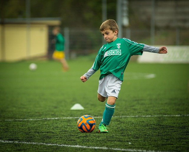 Kunstgras aanbesteden voor de club